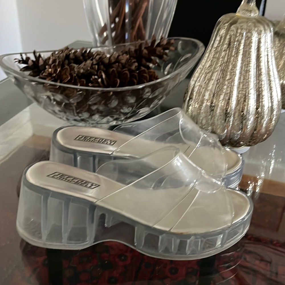 Jeffrey Campbell platform clear slides shoes sandals size 6
